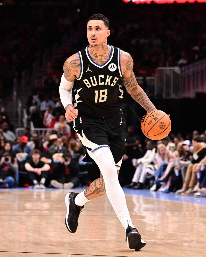 米兰体育:雄鹿队新赛季:康诺顿能否继续提供稳定的外线火力,在季后赛中发挥关键作用,帮助球队赢得总冠军?的简单介绍 米兰体育:雄鹿队新赛季:康诺顿能否继续提供稳定的外线火力,在季后赛中发挥关键作用,帮助球队赢得总冠军?的简单介绍