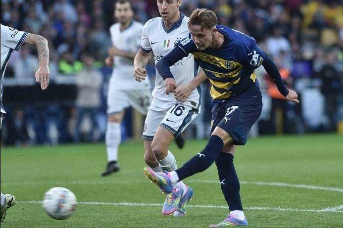 米兰体育:意甲的战术演进：教练们的关键选择的简单介绍