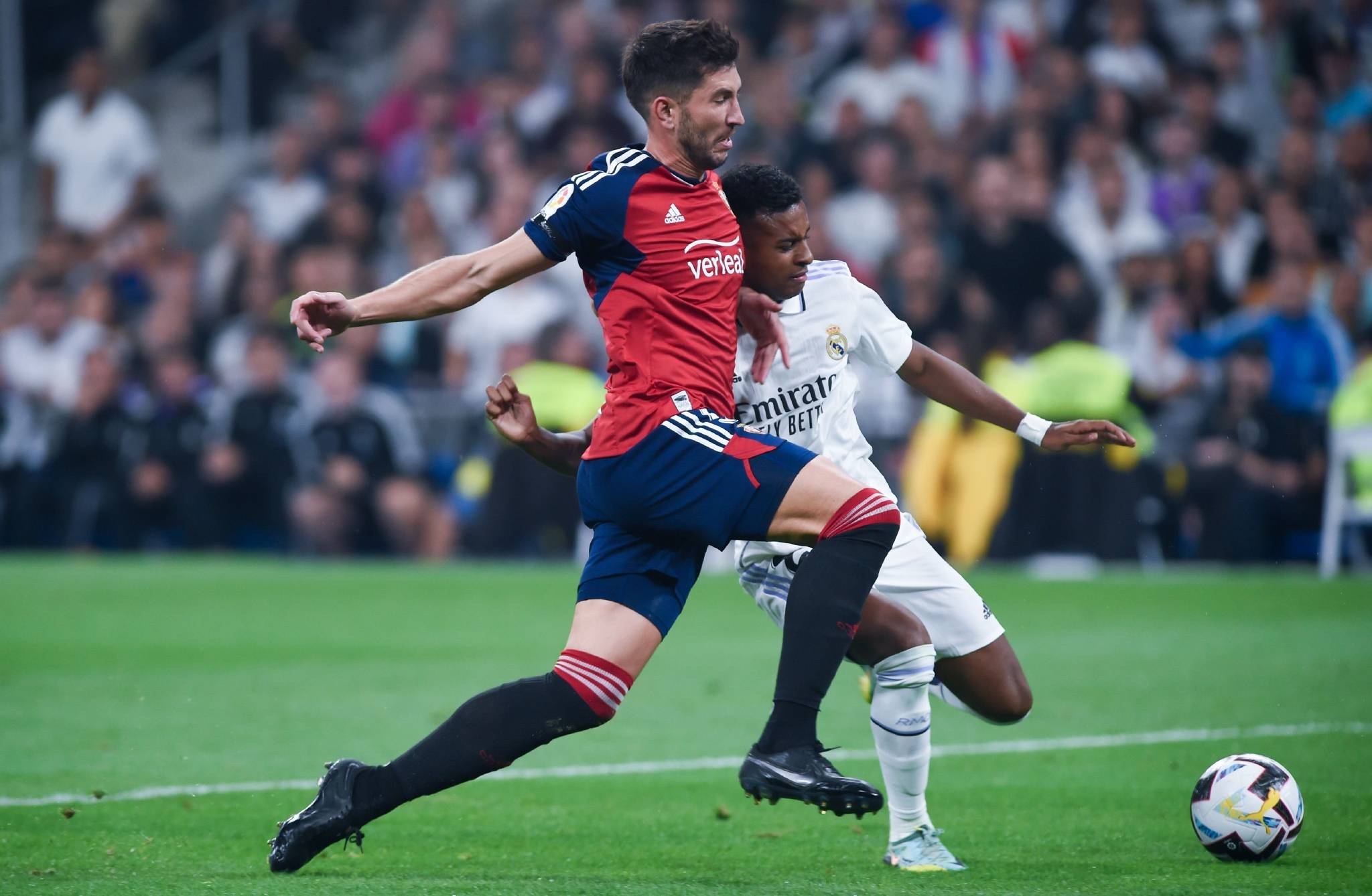 米兰体育：西甲奥萨苏纳的进攻风格与战术演变的简单介绍