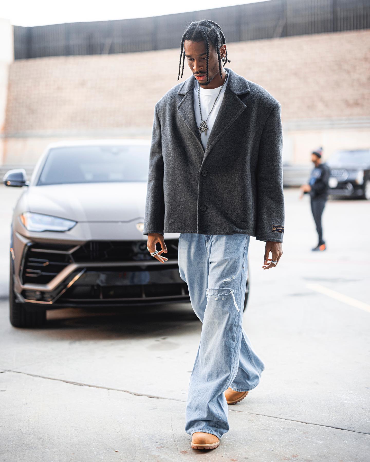 米兰体育:NBA球星的时尚穿搭：如何引领潮流，展现个性？的简单介绍