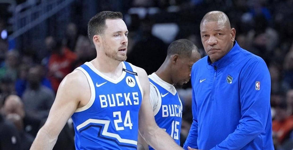 包含米兰体育：雄鹿队新赛季：康诺顿能否继续提供稳定的外线火力，为球队提供更多进攻选择？的词条