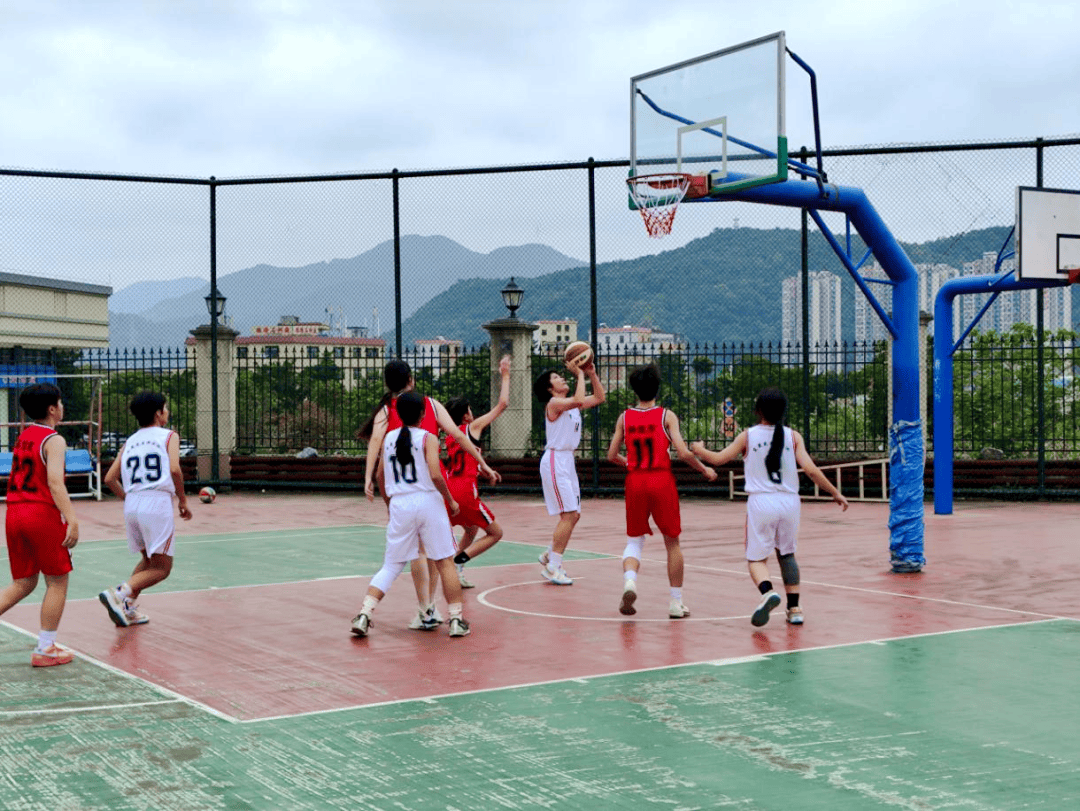 关于米兰体育:校园篮球联赛精彩落幕,青春活力闪耀赛场的信息 关于米兰体育:校园篮球联赛精彩落幕,青春活力闪耀赛场的信息