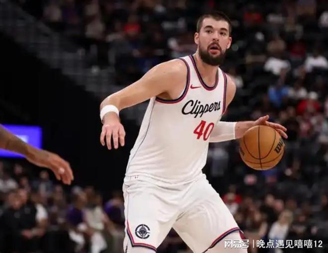 米兰体育：湖人队新赛季：刘易斯表示将提升篮板球能力的简单介绍