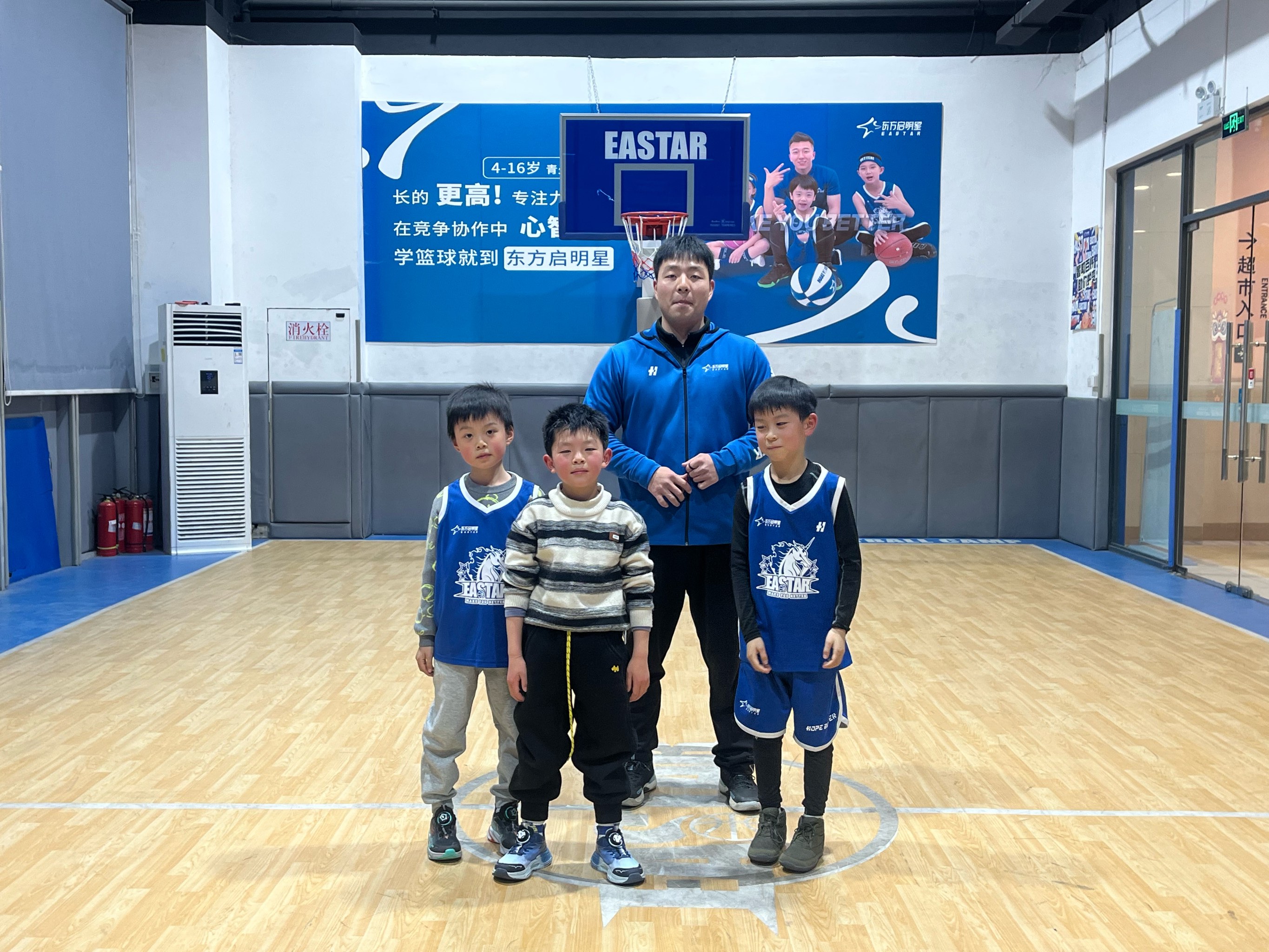 关于米兰体育：青少年篮球培训，如何才能避免拔苗助长，让孩子健康成长？的信息