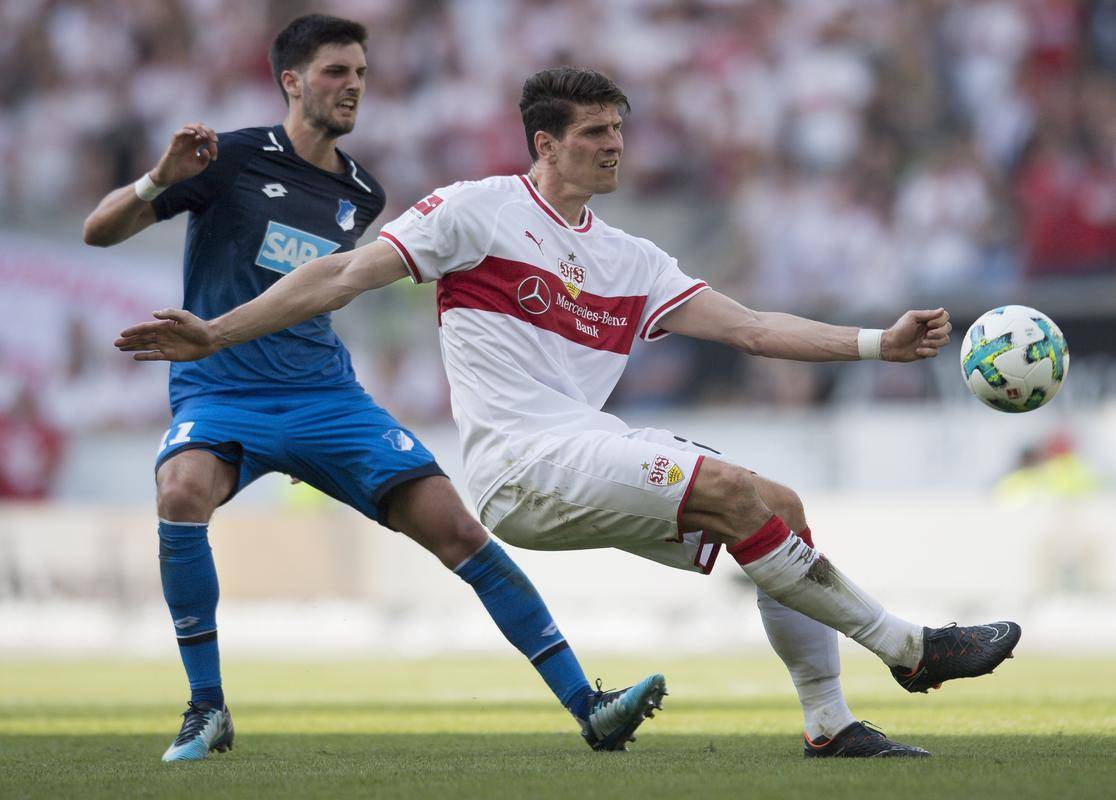 米兰体育:德甲的战术多样性：如何适应不同对手的简单介绍