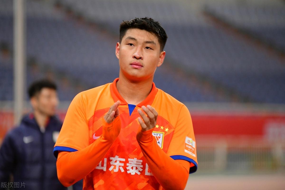 米兰体育:郭田雨：年轻球员的职业发展路径与成功要素