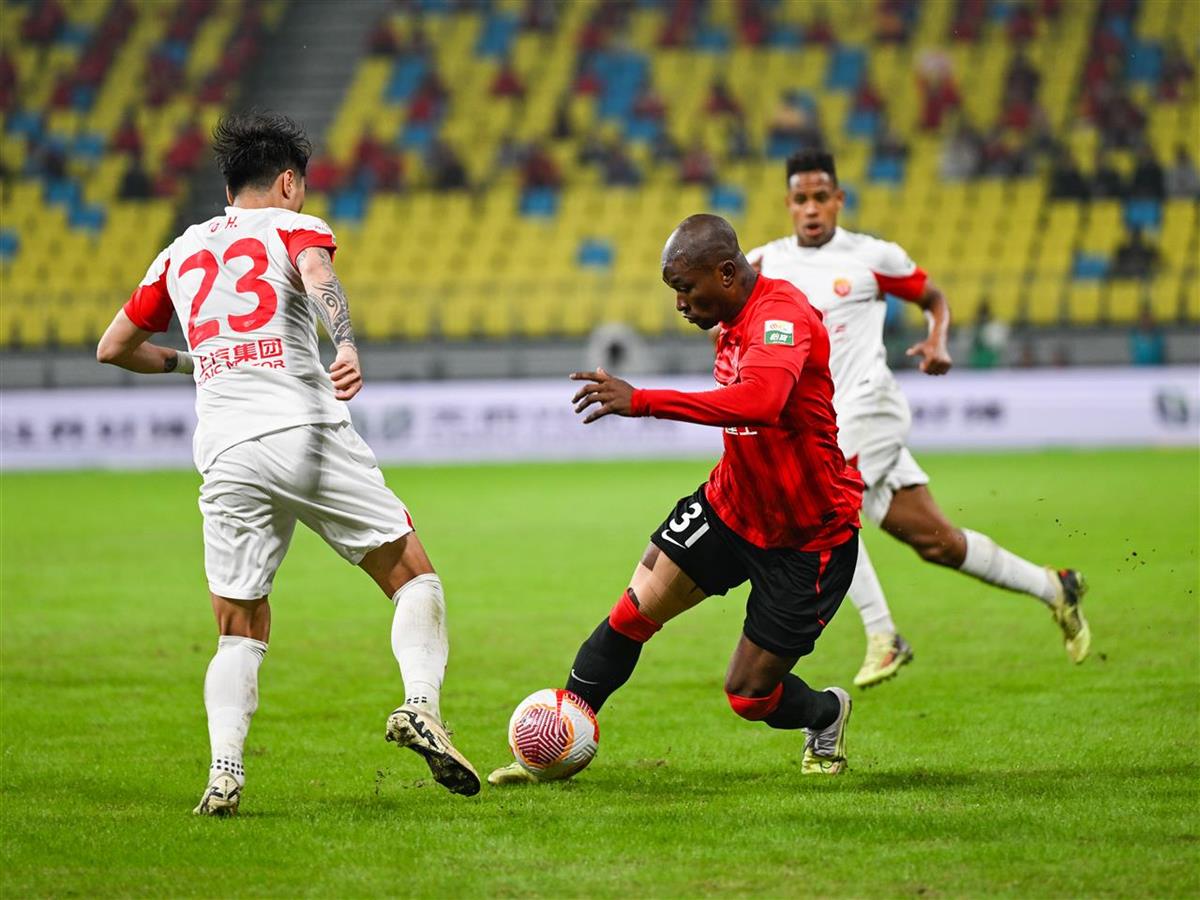 米兰体育:中超联赛第七轮:出现多场平局,积分榜格局变化不大的简单介绍 米兰体育:中超联赛第七轮:出现多场平局,积分榜格局变化不大的简单介绍