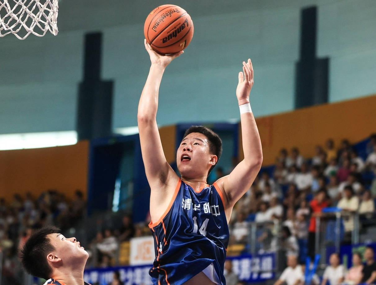 米兰体育：退役球星访谈：回忆峥嵘岁月，展望中国篮球的简单介绍