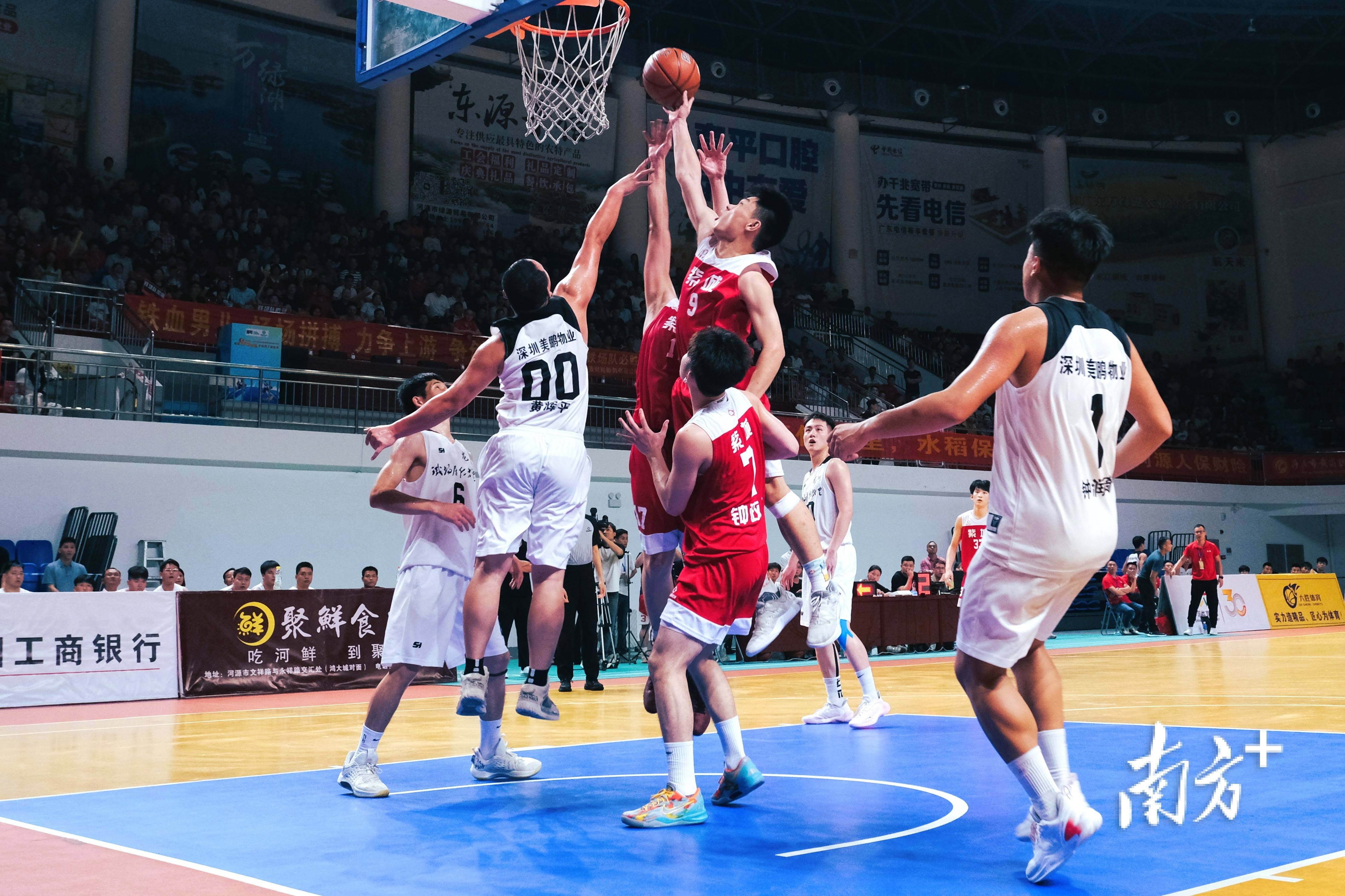 米兰体育:篮球主题的摄影作品展:用镜头记录篮球的精彩瞬间的简单介绍 米兰体育:篮球主题的摄影作品展:用镜头记录篮球的精彩瞬间的简单介绍