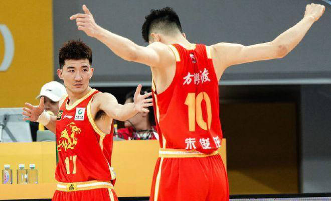 米兰体育:中国男篮新老交替,备战亚洲杯面临挑战 米兰体育:中国男篮新老交替,备战亚洲杯面临挑战