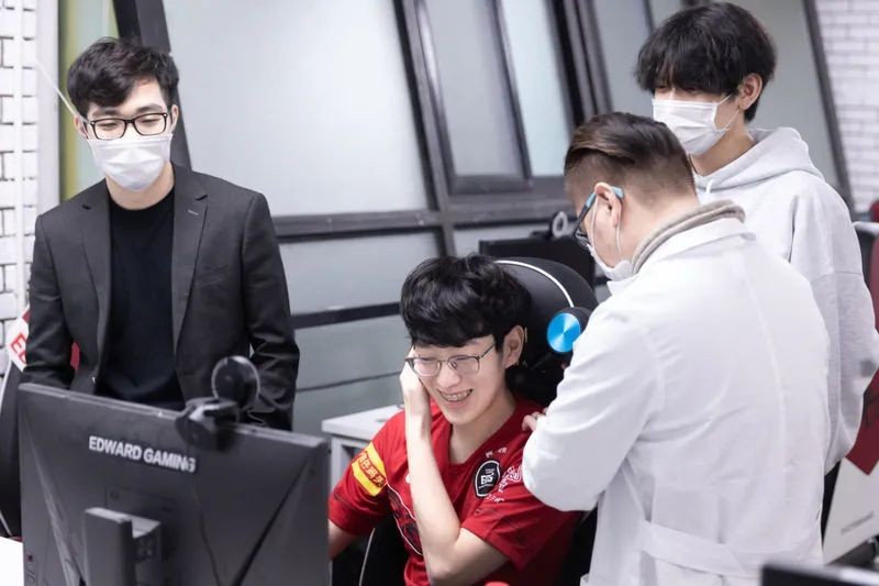 关于米兰体育:电竞心理学:选手心理素质的重要性的信息 关于米兰体育:电竞心理学:选手心理素质的重要性的信息