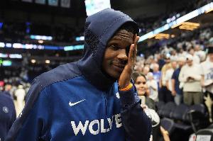 米兰体育：76人队新赛季：豪斯表示将提升防守强度的简单介绍