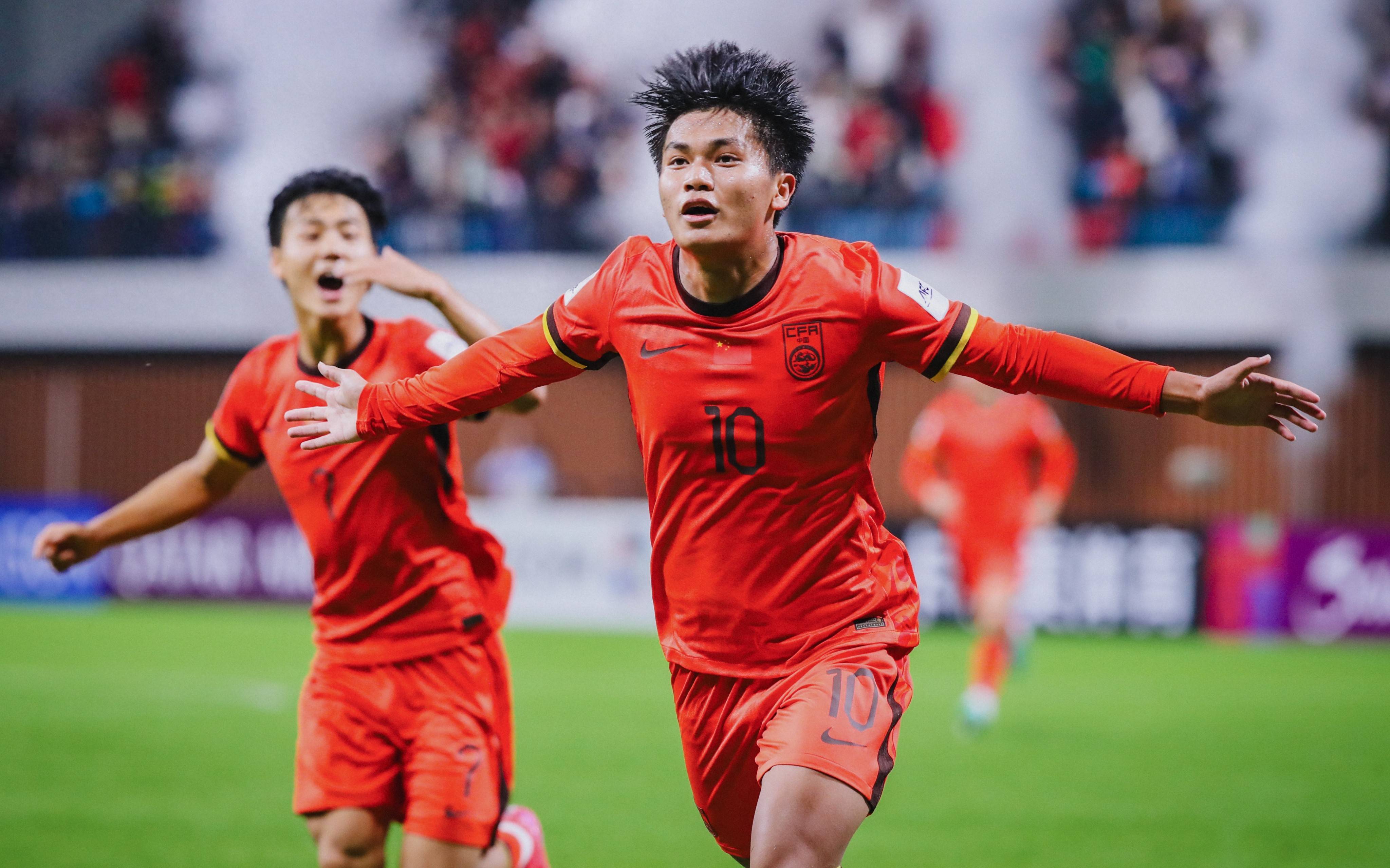 米兰体育:中国足球留洋球员:在欧洲联赛获得出场机会,展现中国球员风采的简单介绍 米兰体育:中国足球留洋球员:在欧洲联赛获得出场机会,展现中国球员风采的简单介绍