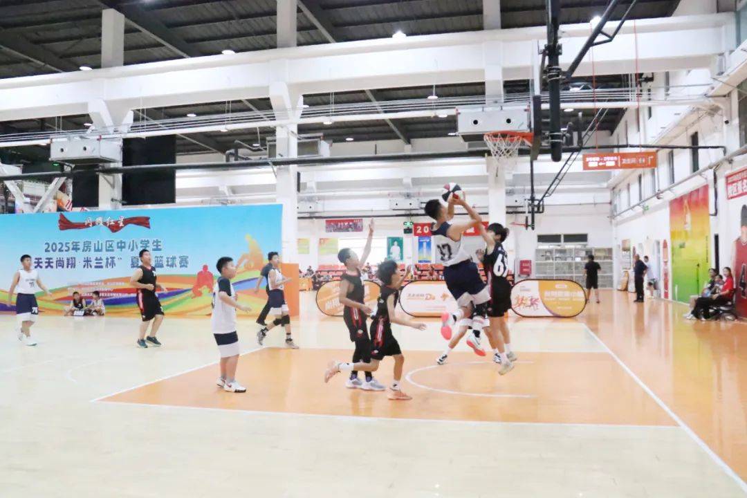 米兰体育：中国篮球学院培养精英，助力中国篮球发展