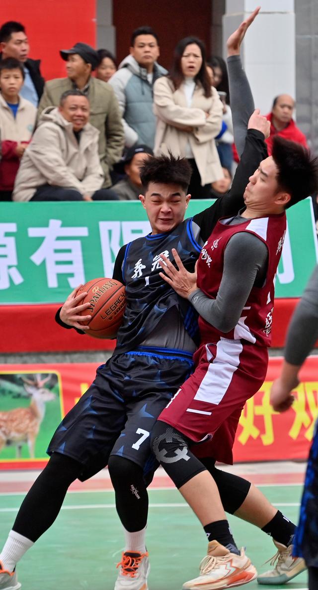 包含米兰体育:篮球公益,捐赠篮球器材真的能改变乡村孩子的命运吗?的词条 包含米兰体育:篮球公益,捐赠篮球器材真的能改变乡村孩子的命运吗?的词条