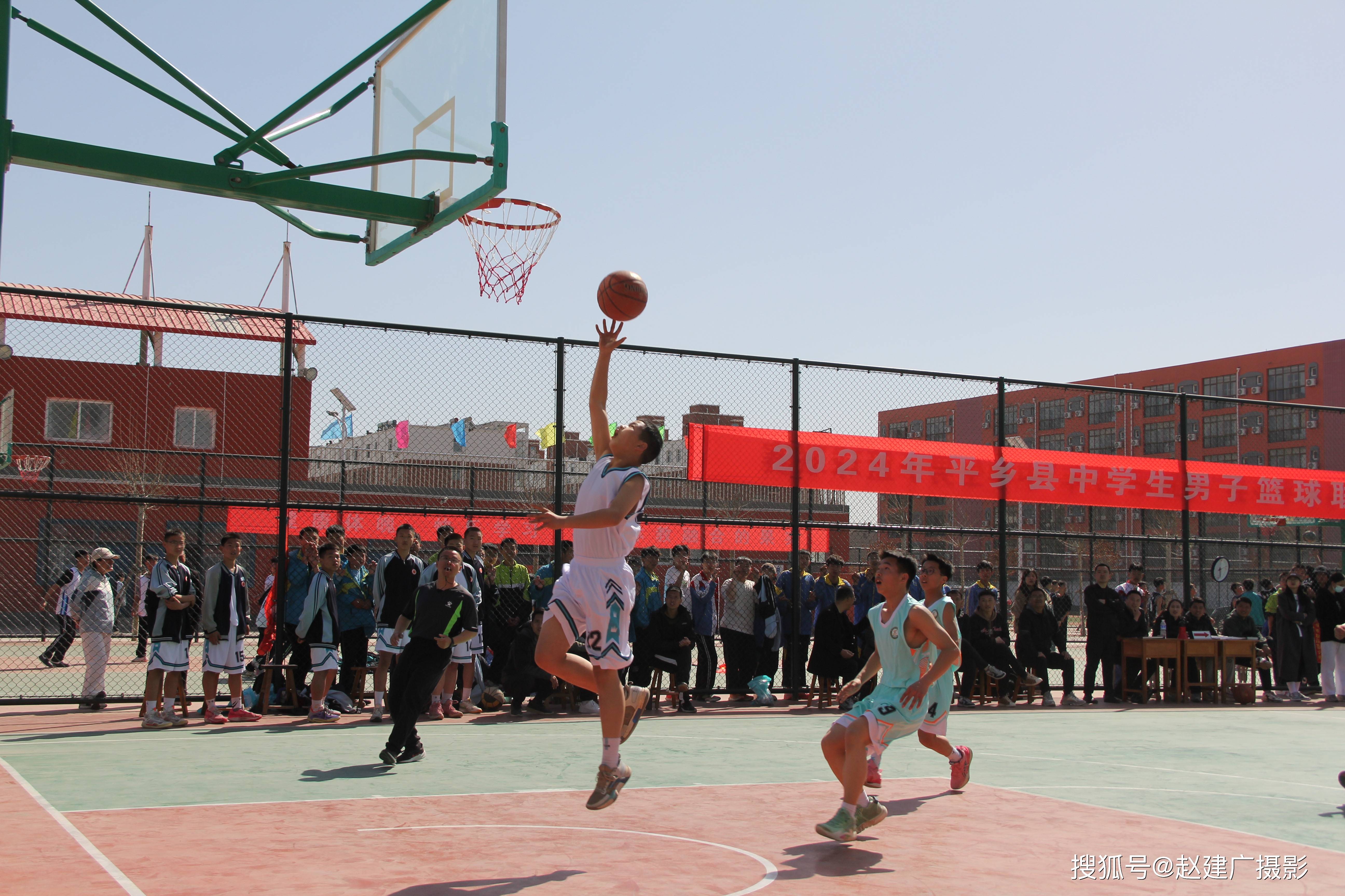 包含米兰体育:篮球场地设施不断完善,为群众提供更好运动环境的词条 包含米兰体育:篮球场地设施不断完善,为群众提供更好运动环境的词条