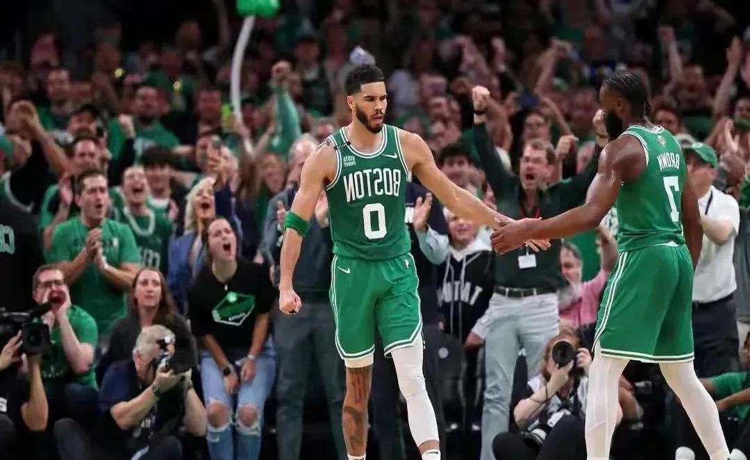 米兰体育：凯尔特人队季前赛：奎塔展现防守技巧，争夺轮换位置的简单介绍