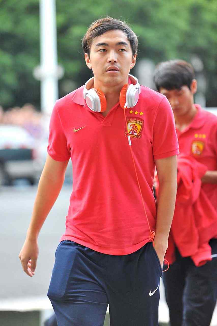 关于米兰体育:冯潇霆:经验对中国足球年轻球员的传承与指导:方法与效果评估:基于教育心理学的信息 关于米兰体育:冯潇霆:经验对中国足球年轻球员的传承与指导:方法与效果评估:基于教育心理学的信息