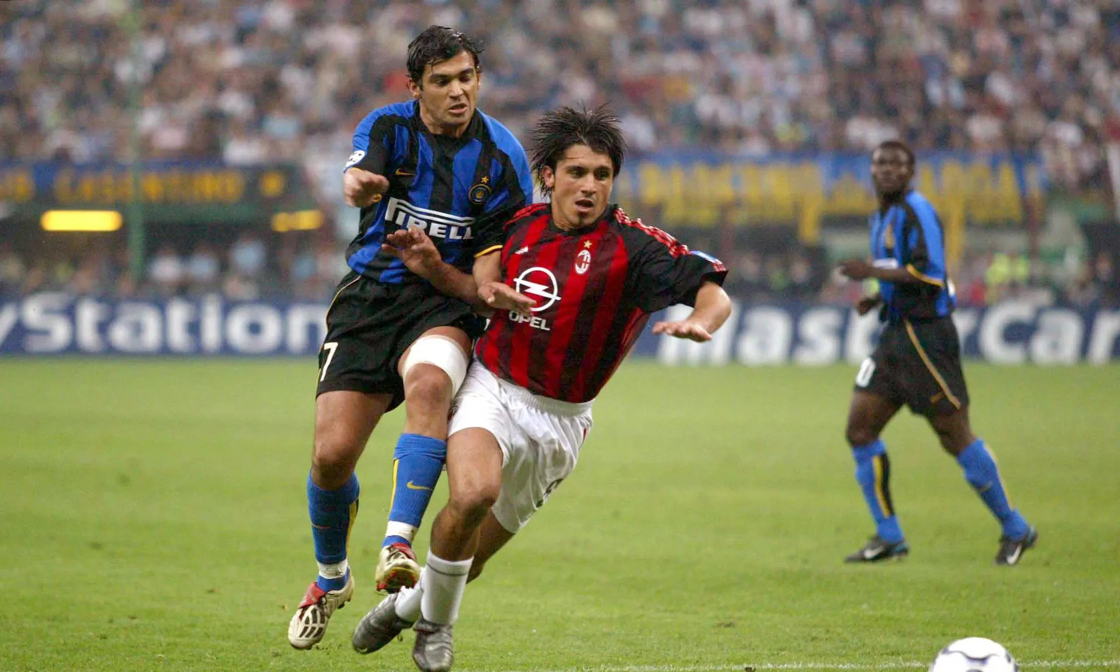 米兰体育:德甲的明星对决:年度最佳球员的竞争的简单介绍 米兰体育:德甲的明星对决:年度最佳球员的竞争的简单介绍