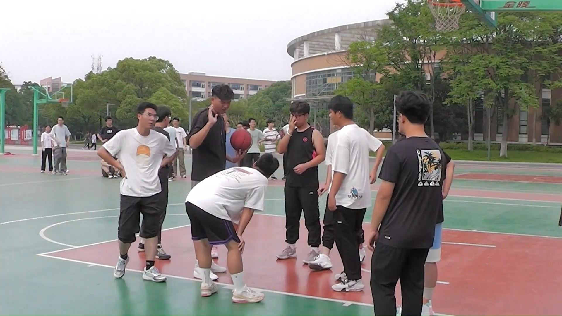 米兰体育：篮球游戏：虚拟与现实，篮球文化的另一种表达的简单介绍