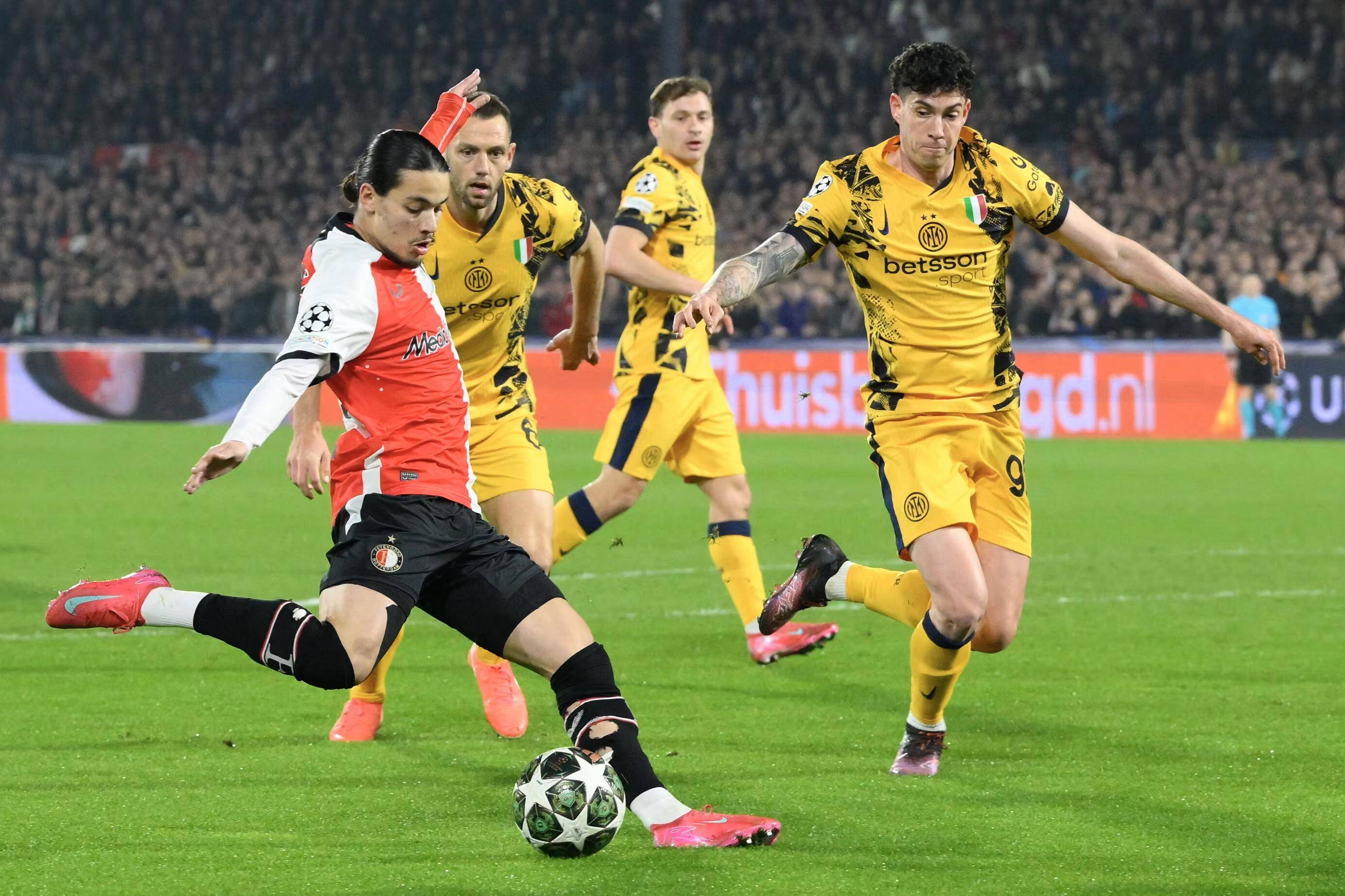 米兰体育：篮球与电竞的跨界合作：机遇与挑战的简单介绍