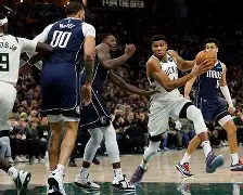 包含米兰体育:雄鹿队字母哥:如何带领球队重返总决赛,赢得总冠军,成为篮球界的传奇人物?的词条 包含米兰体育:雄鹿队字母哥:如何带领球队重返总决赛,赢得总冠军,成为篮球界的传奇人物?的词条