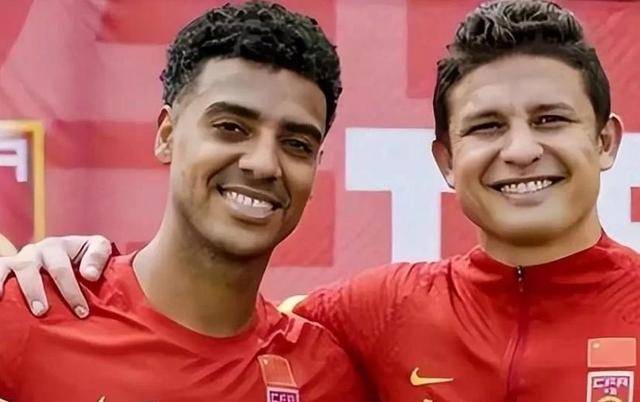 包含米兰体育:归化球员阿兰“宝刀未老”，球迷：希望他能继续为中国足球贡献进球！的词条