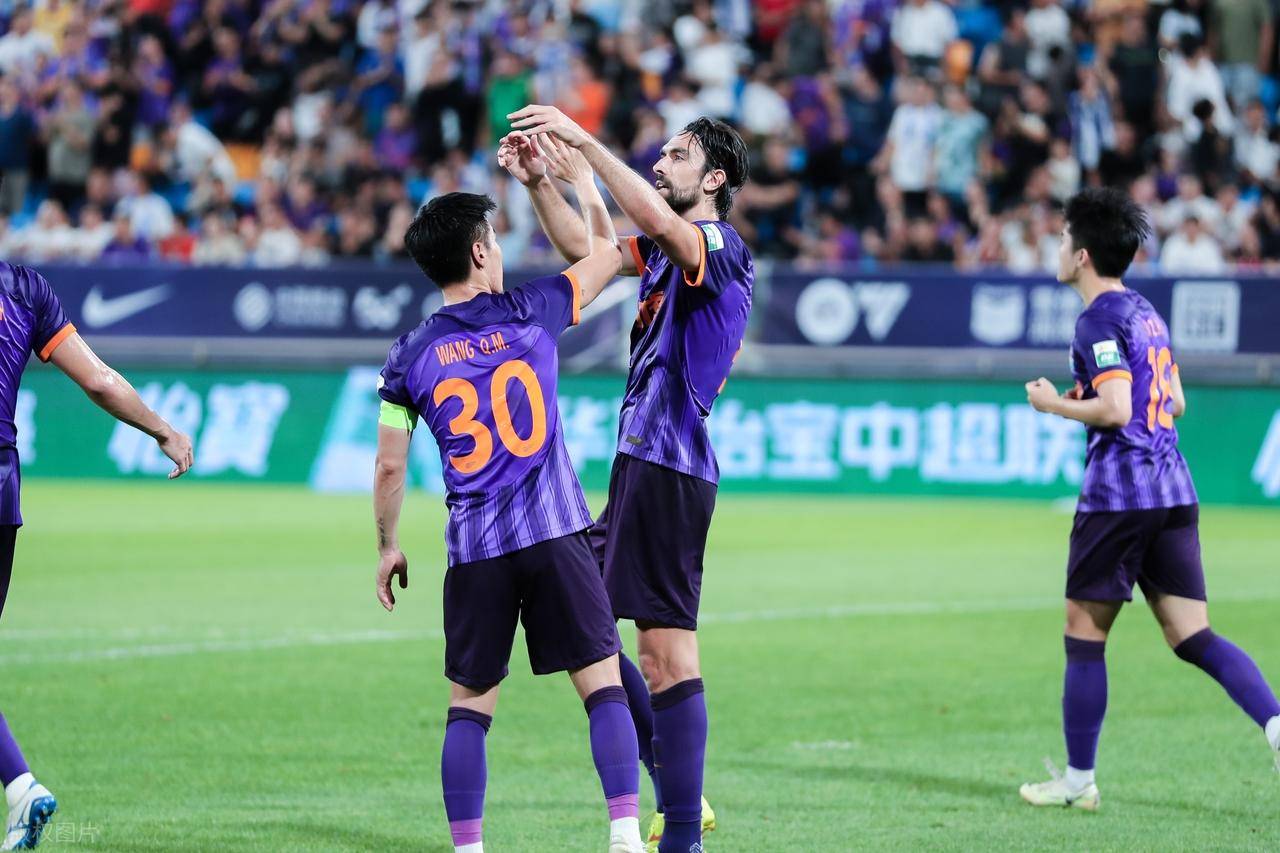 米兰体育：中超联赛黑马频出，传统强队面临挑战的简单介绍