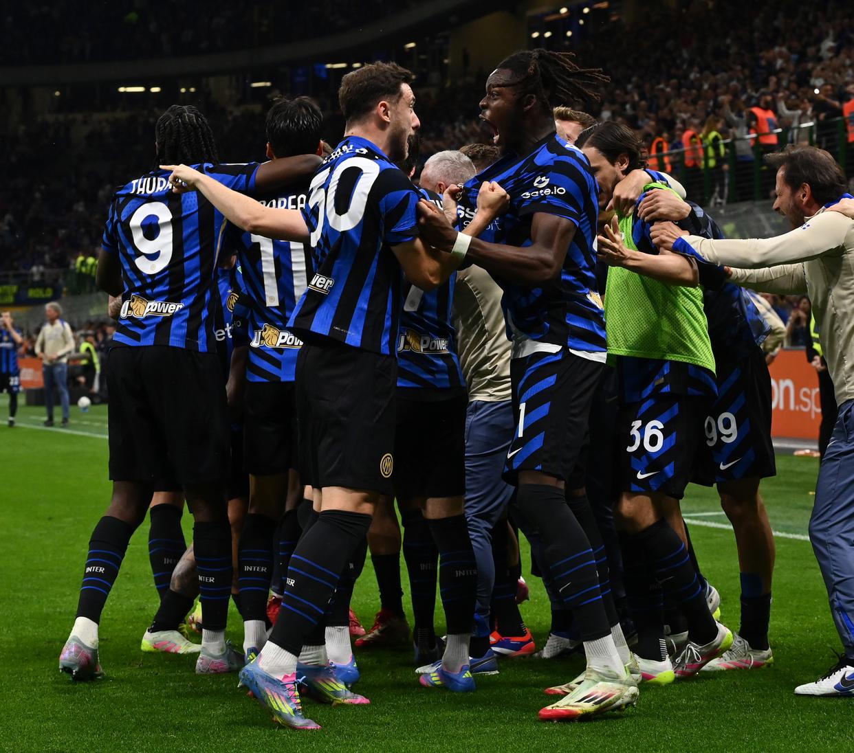 米兰体育:中国足球公益足球项目的社会效益与品牌传播：基于社会责任投资（SRI）的简单介绍