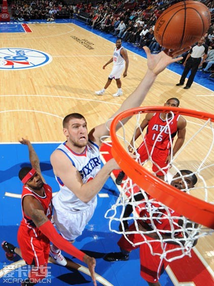 米兰体育：76人队新赛季：豪斯表示将提升快攻速度的简单介绍