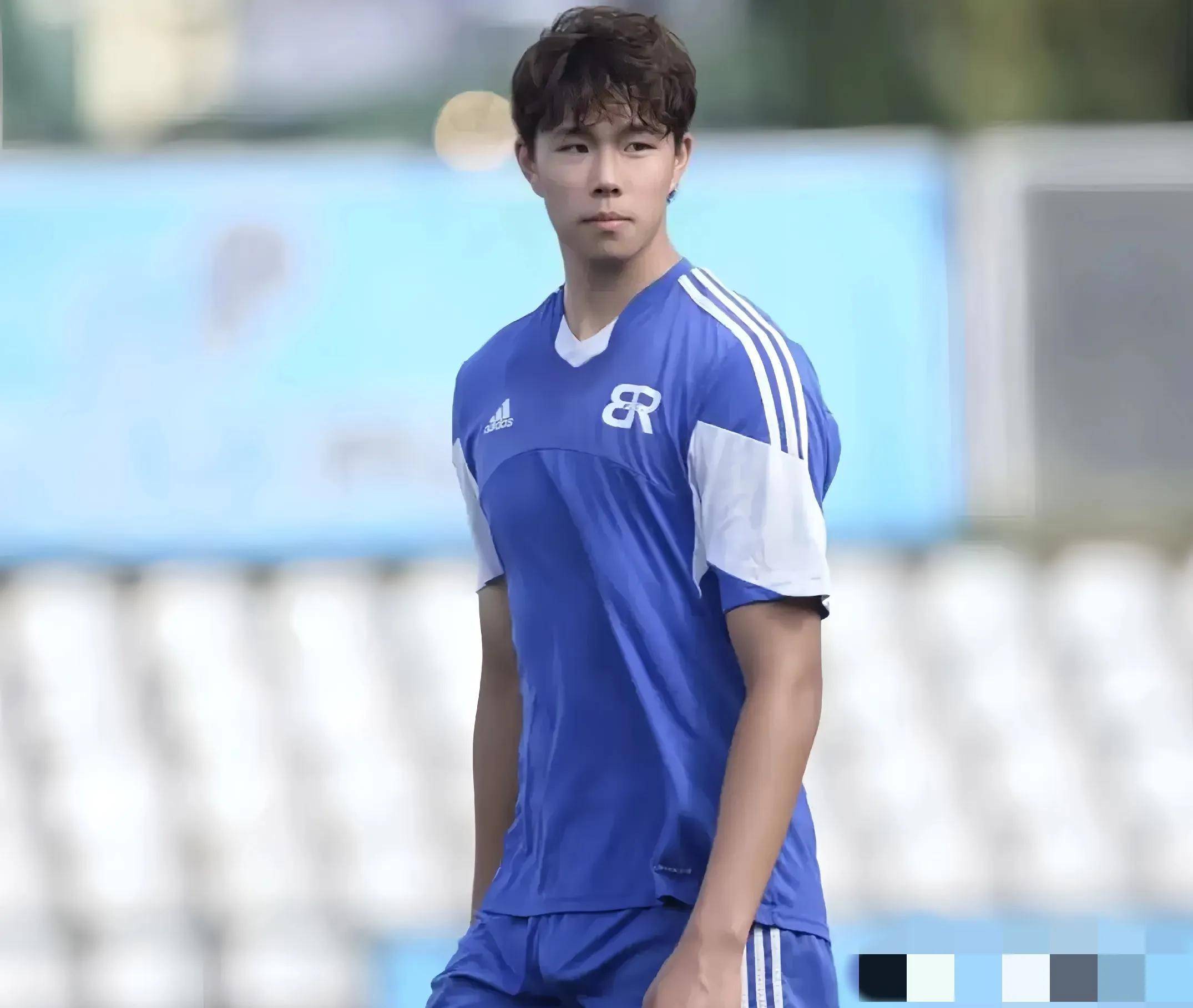 包含米兰体育:中国足球留洋球员：在欧洲联赛站稳脚跟，赢得主教练信任的词条