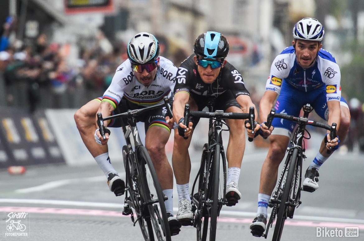 米兰体育:运动员转型中的挑战:从竞技到导师的旅程的简单介绍 米兰体育:运动员转型中的挑战:从竞技到导师的旅程的简单介绍