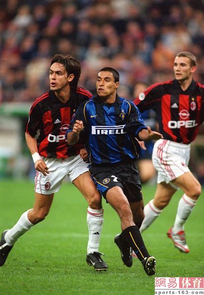 米兰体育:中国足球金球奖评选标准探讨：专业性与大众参与的平衡的简单介绍