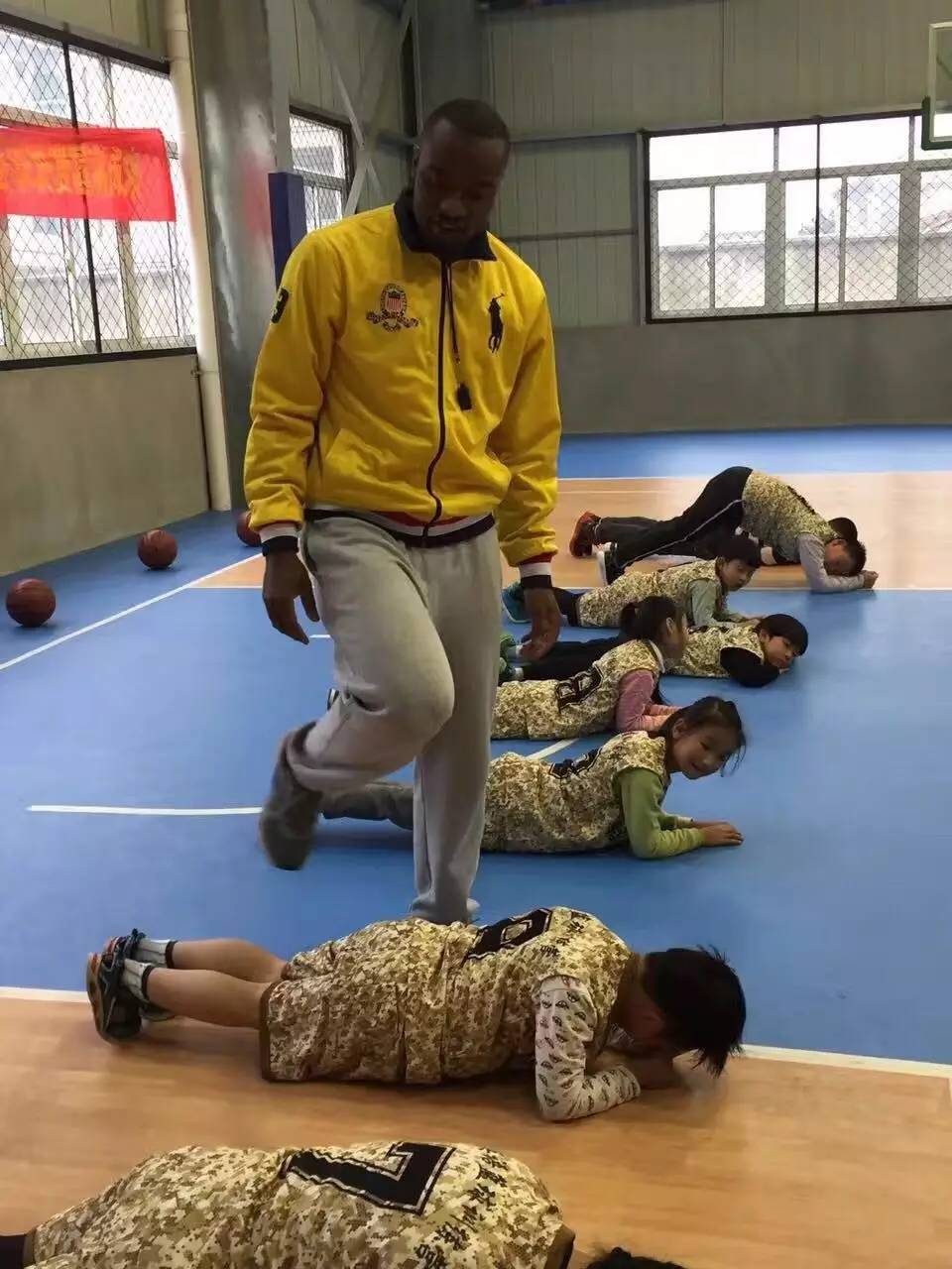 米兰体育:篮球训练营的心理辅导:如何帮助青少年球员克服心理障碍?的简单介绍 米兰体育:篮球训练营的心理辅导:如何帮助青少年球员克服心理障碍?的简单介绍