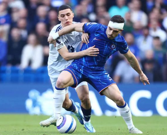 米兰体育:英超的紧张节奏:比赛与休赛期的平衡 米兰体育:英超的紧张节奏:比赛与休赛期的平衡