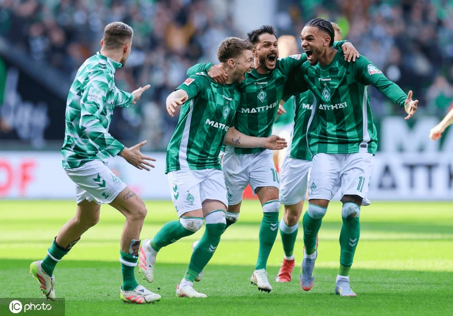 包含米兰体育：德甲波鸿的年轻球员培养计划的词条