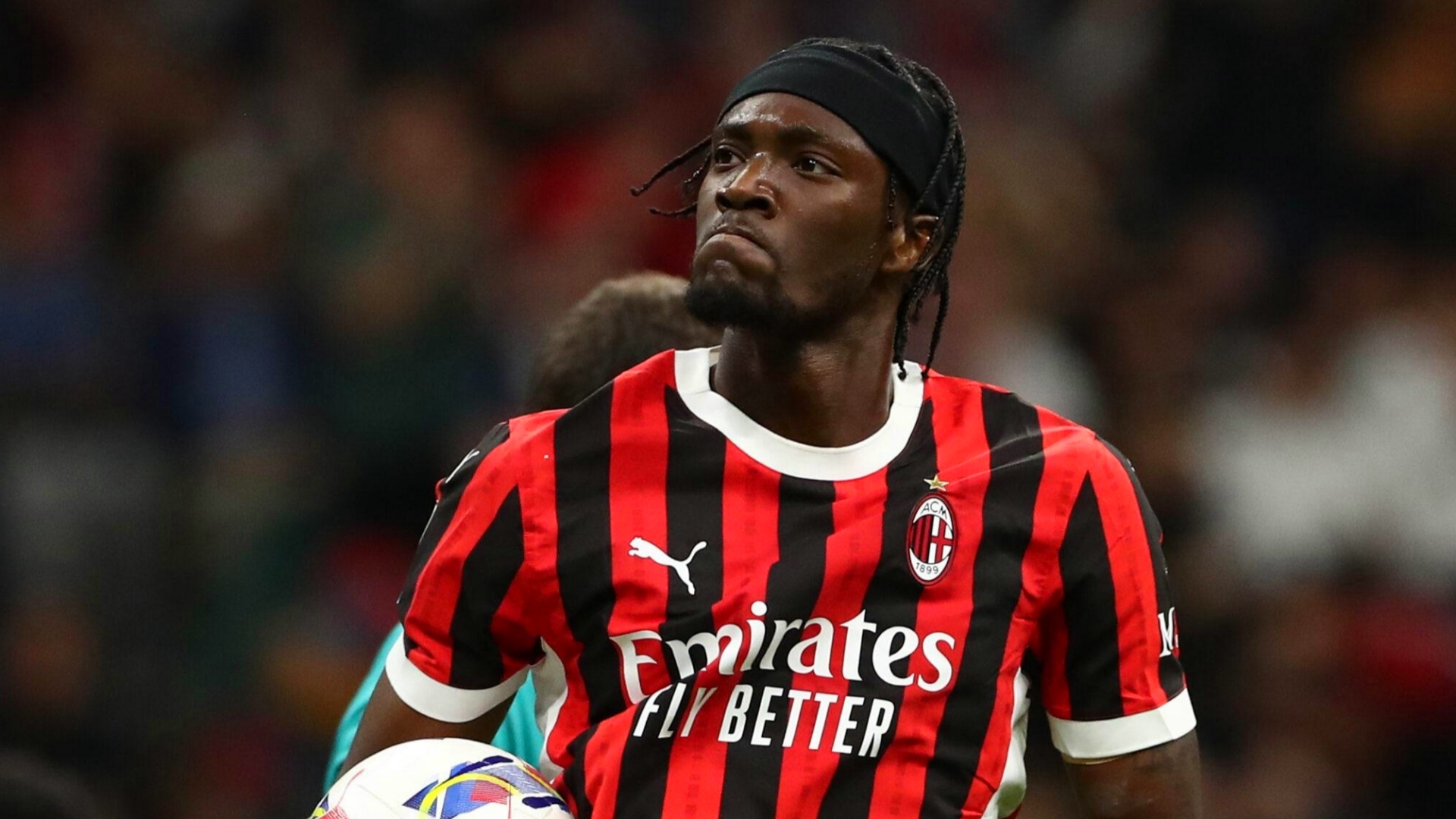 包含米兰体育：名将回归：那些年都去哪儿了的传奇运动员的词条