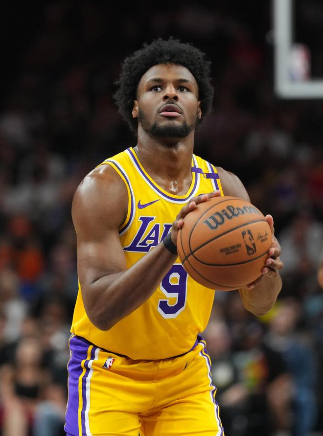 米兰体育:湖人队新赛季:席菲诺表示将提升快攻速度 米兰体育:湖人队新赛季:席菲诺表示将提升快攻速度