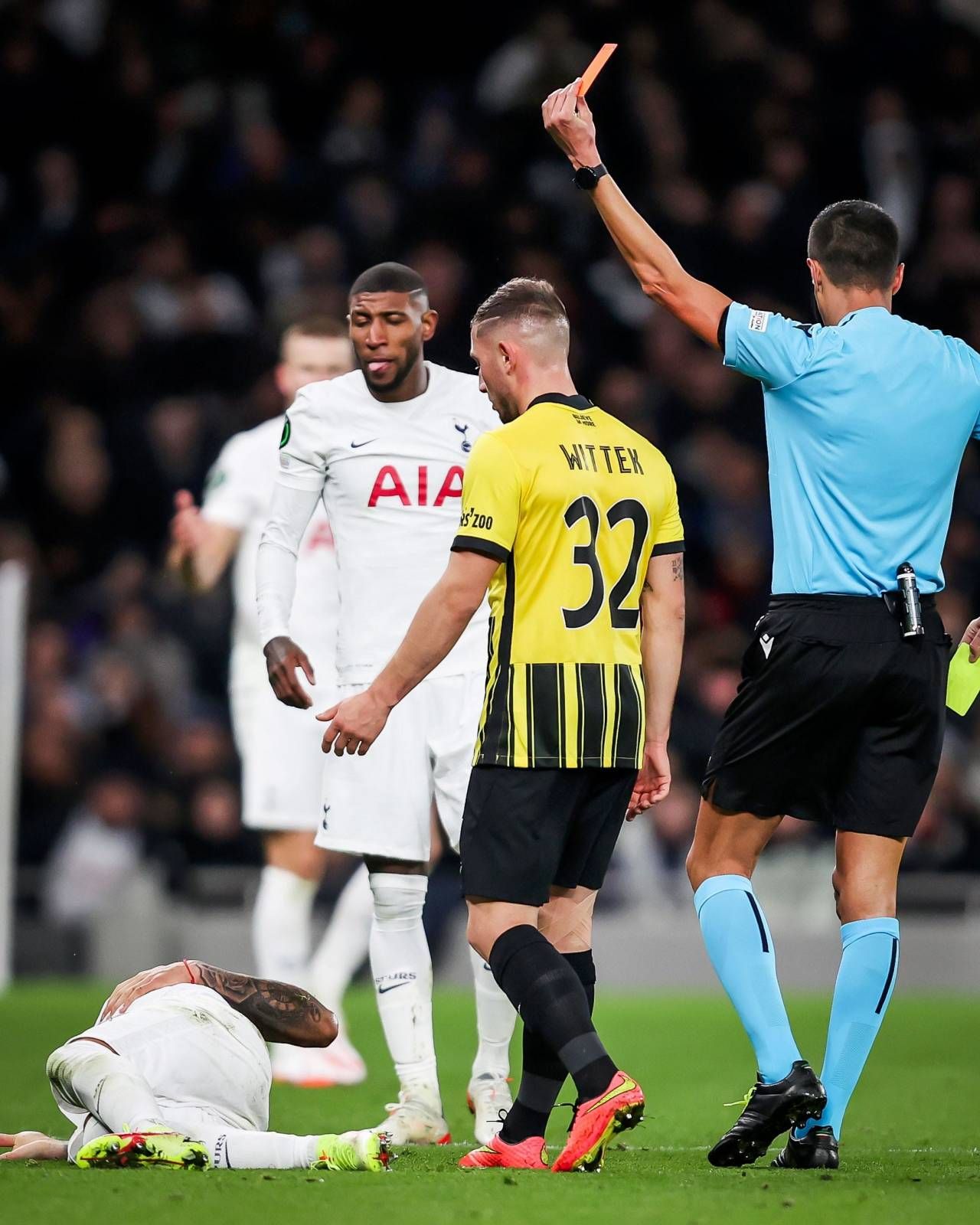 米兰体育：英超斯托克城的战术布局与赛季目标