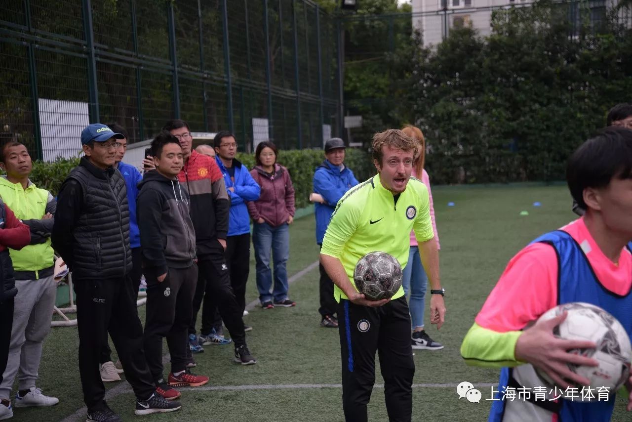 包含米兰体育：中国篮球教练员赴海外学习，提升执教能力的词条